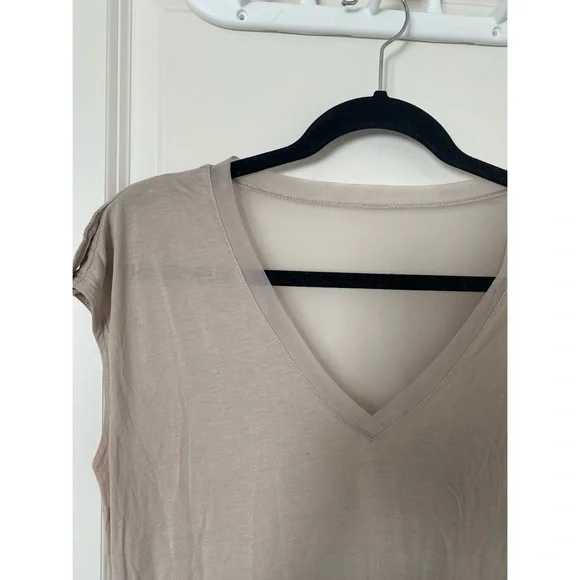 BCBGmaxazria Mesh Back Eniko Top - Picture 6 of 8